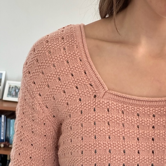 Pink Roxy sweater - Picture 2 of 2